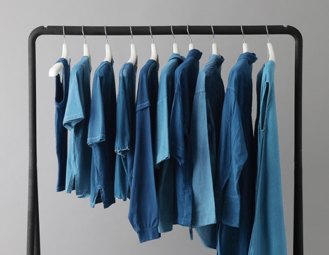 藍染でよみがえった服の画像