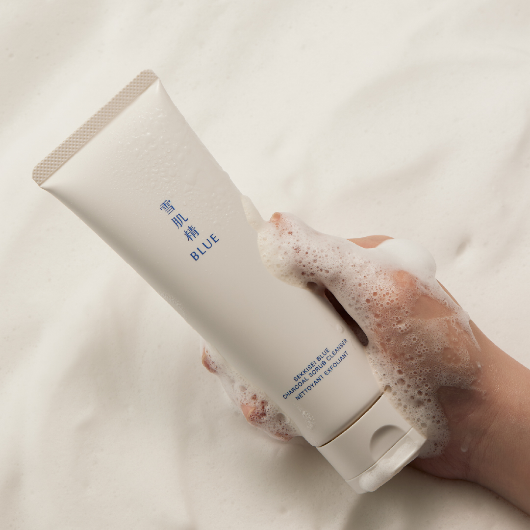 雪肌精 BLUE　チャコール スクラブ ウォッシュ